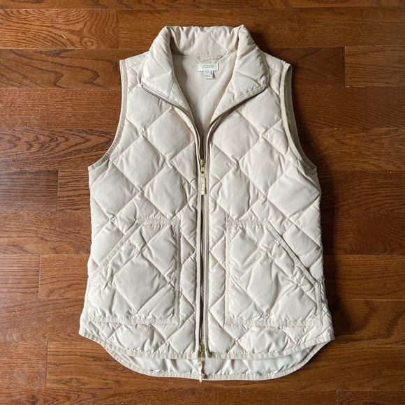 J. Crew Jackets & Blazers - J. Crew Quilted Puffer Vest